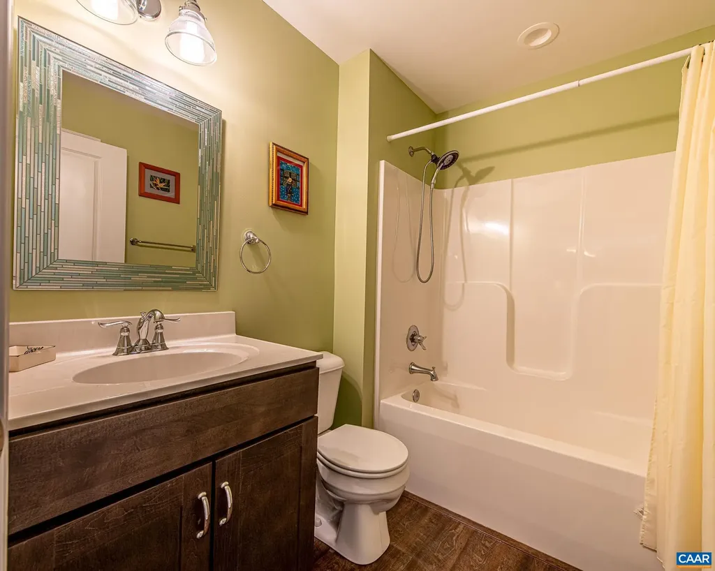186 Rosewood Drive Scottsville VA 24590