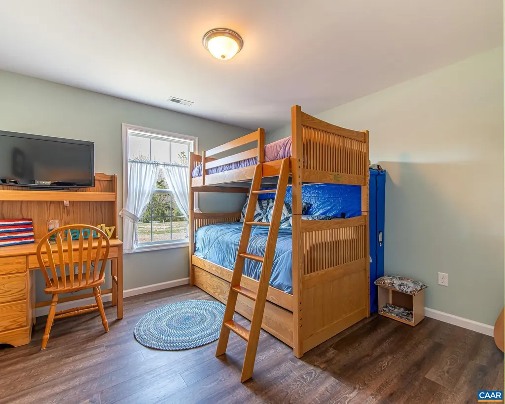 186 Rosewood Drive Scottsville VA 24590