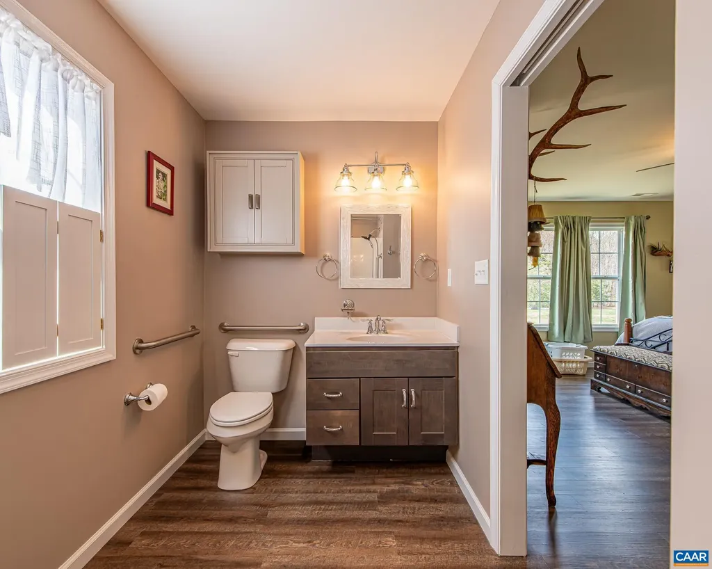 186 Rosewood Drive Scottsville VA 24590
