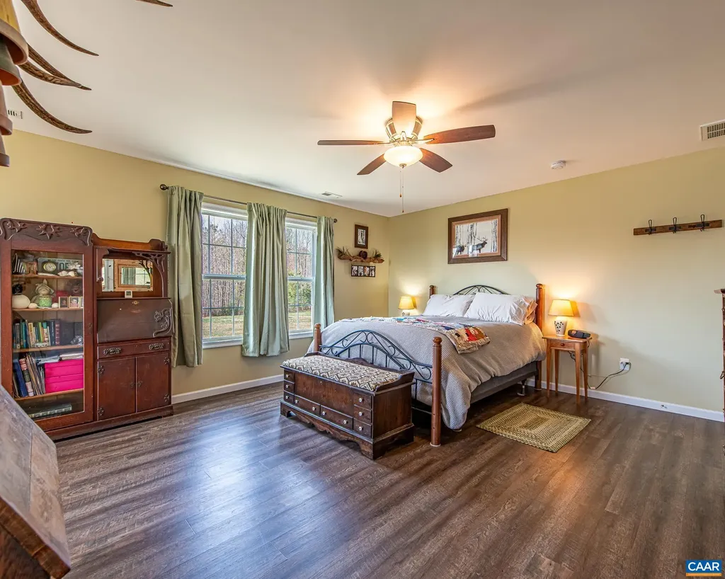 186 Rosewood Drive Scottsville VA 24590