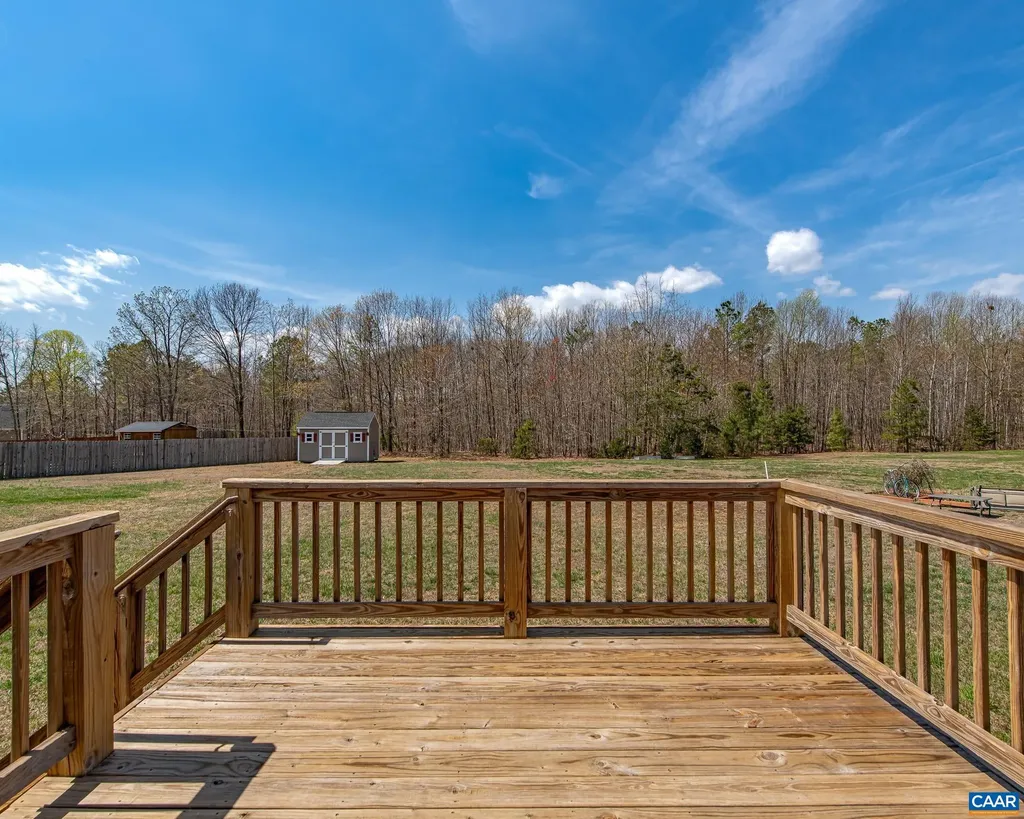 186 Rosewood Drive Scottsville VA 24590