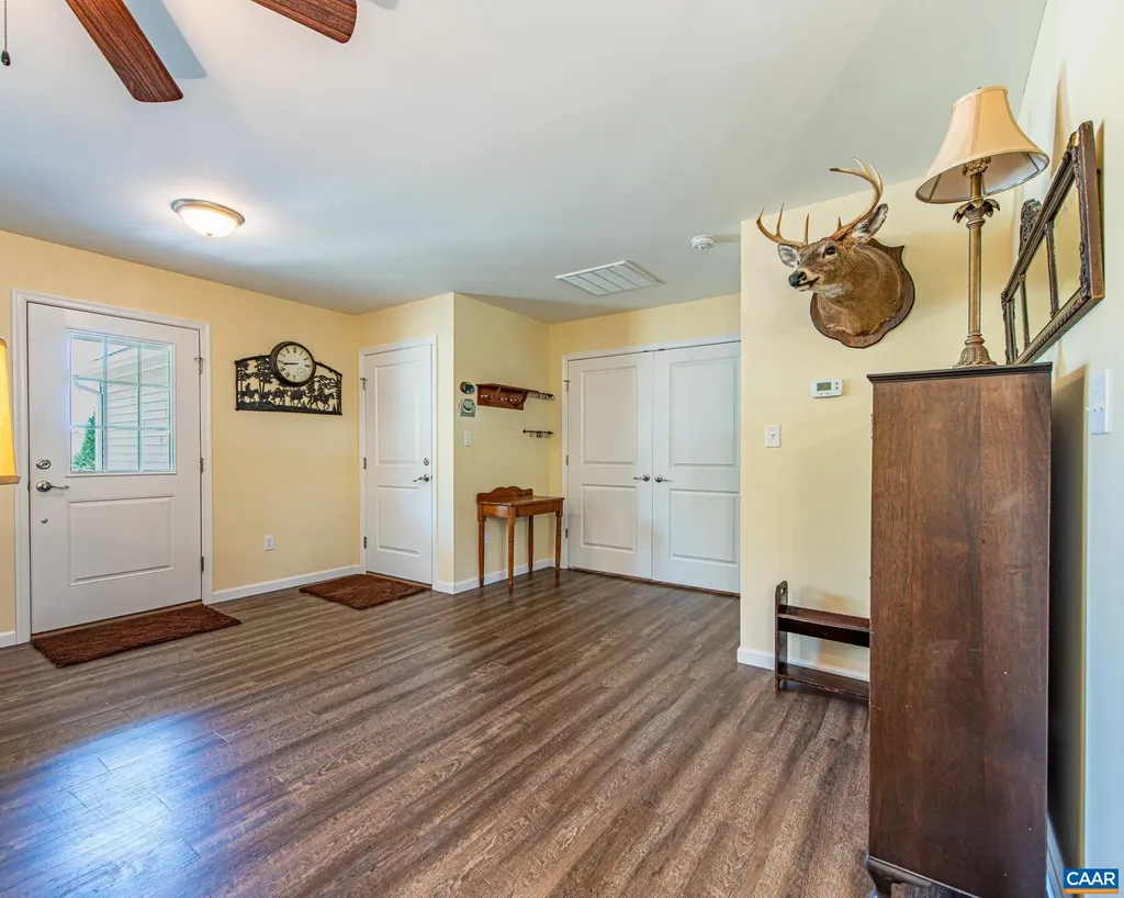 186 Rosewood Drive Scottsville VA 24590
