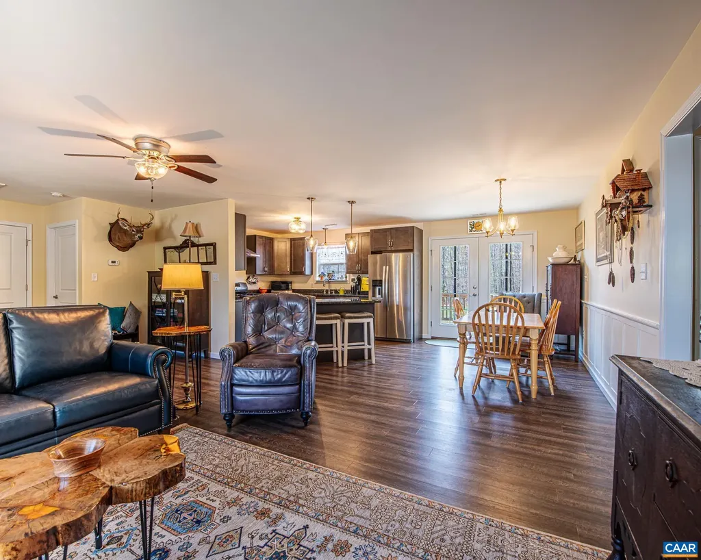 186 Rosewood Drive Scottsville VA 24590