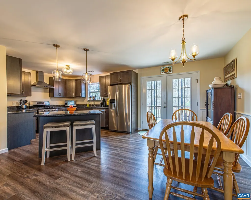 186 Rosewood Drive Scottsville VA 24590