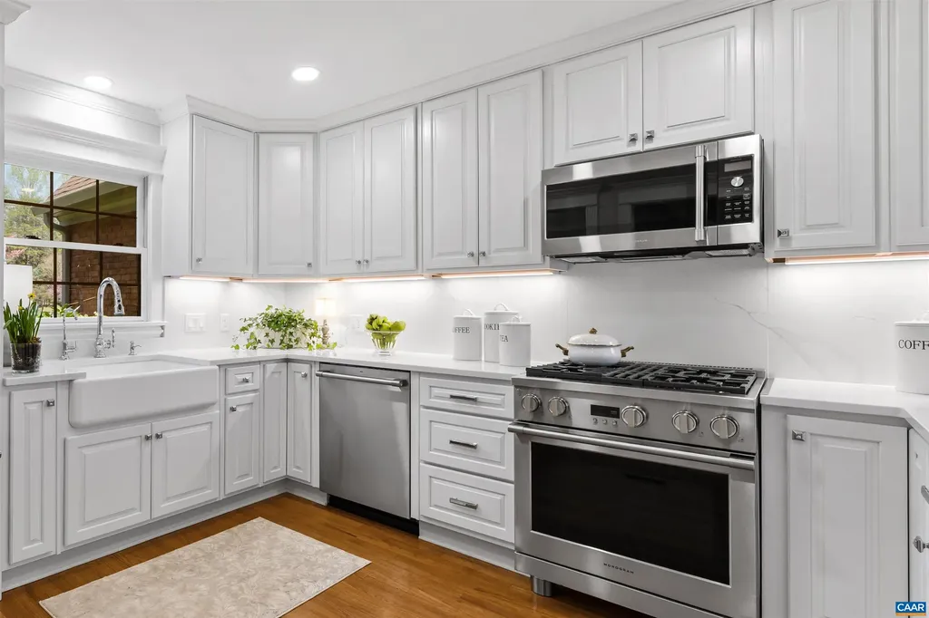 155 Ivy Ridge Road Charlottesville VA 22901