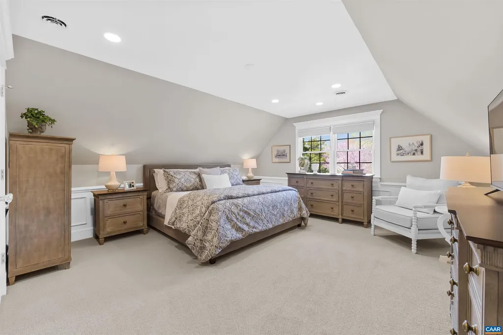 155 Ivy Ridge Road Charlottesville VA 22901