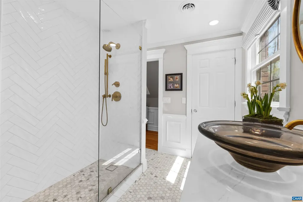 155 Ivy Ridge Road Charlottesville VA 22901