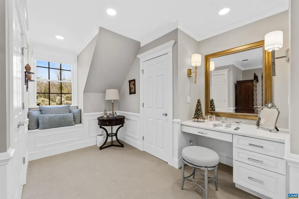 155 Ivy Ridge Road Charlottesville VA 22901