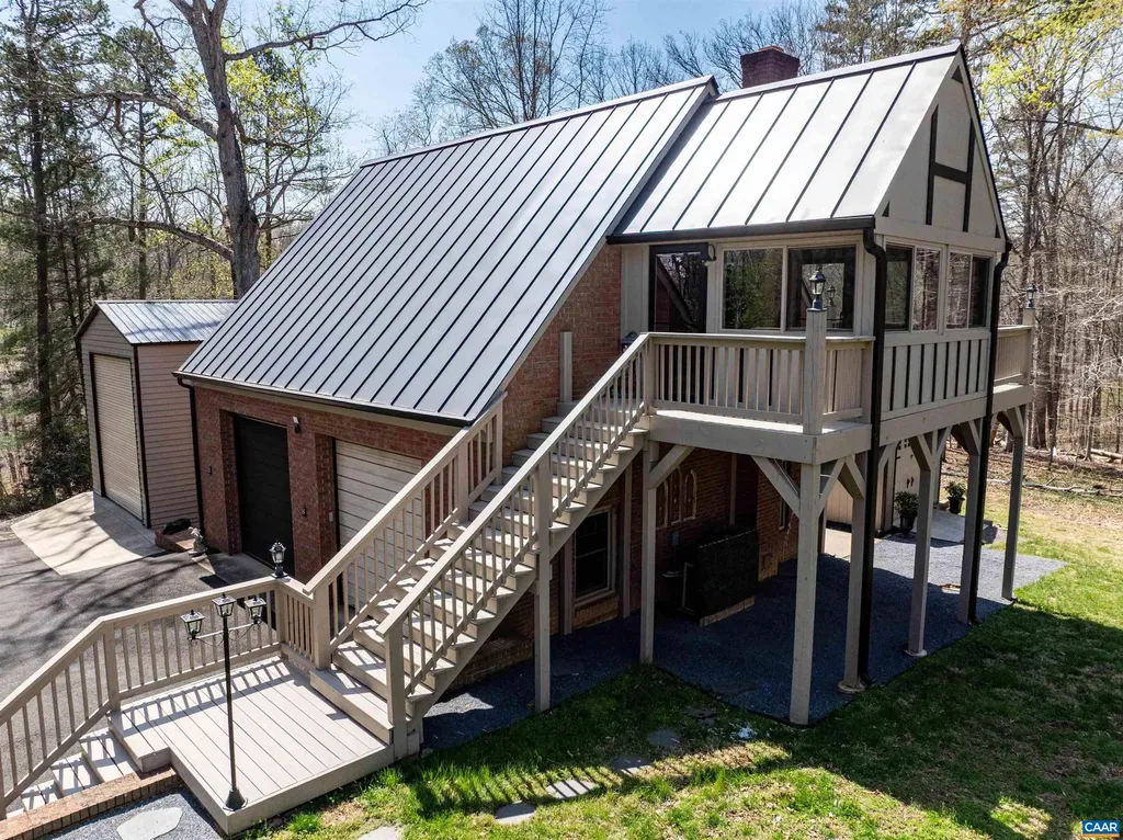 155 Ivy Ridge Road Charlottesville VA 22901