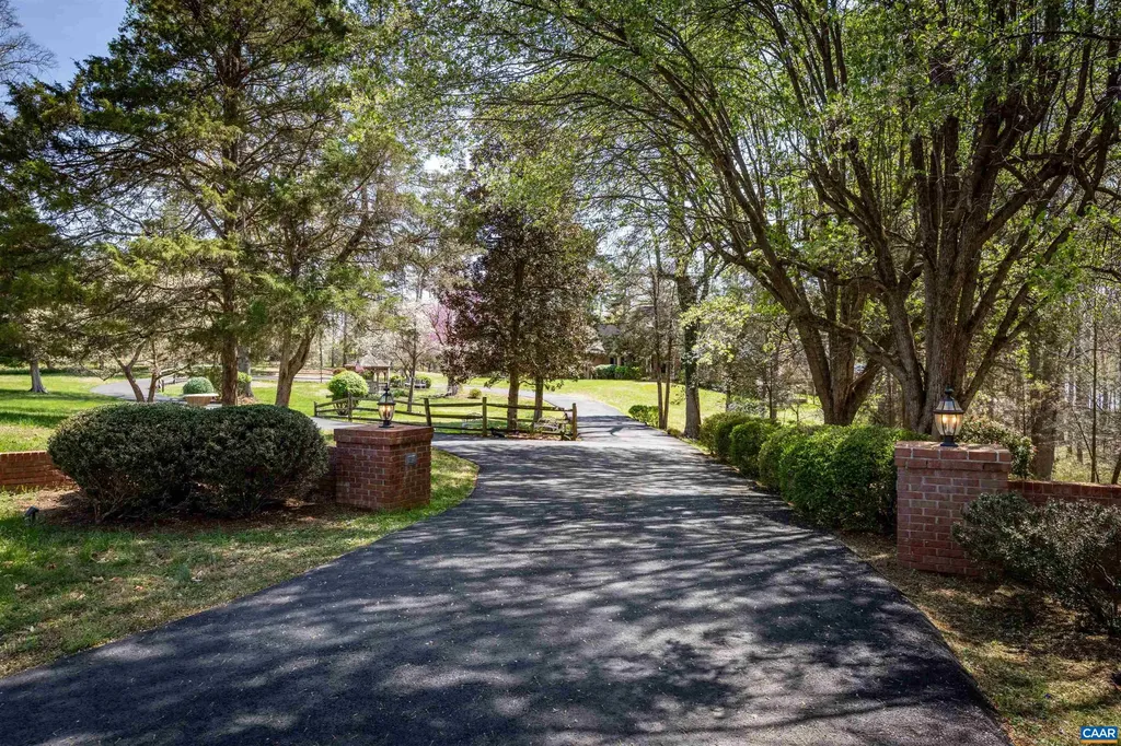 155 Ivy Ridge Road Charlottesville VA 22901