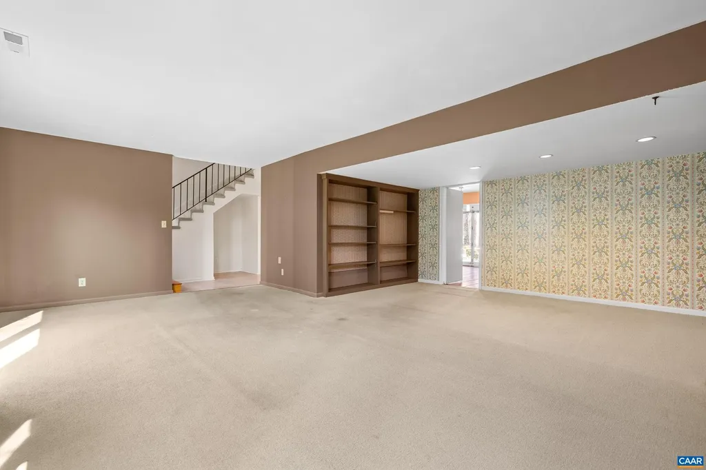 307 Lake Forest Lane Charlottesville VA 22901