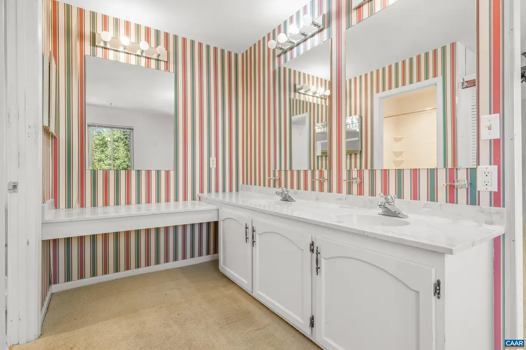 307 Lake Forest Lane Charlottesville VA 22901