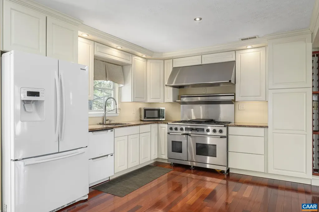 1655 Redwing Lane Charlottesville VA 22911