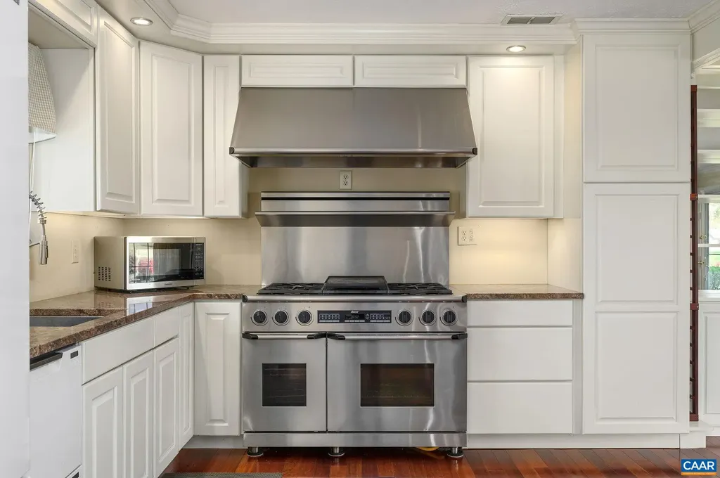 1655 Redwing Lane Charlottesville VA 22911
