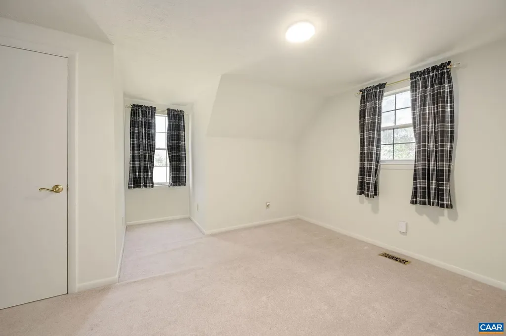 1655 Redwing Lane Charlottesville VA 22911