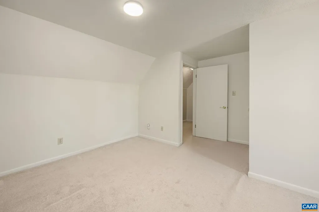 1655 Redwing Lane Charlottesville VA 22911