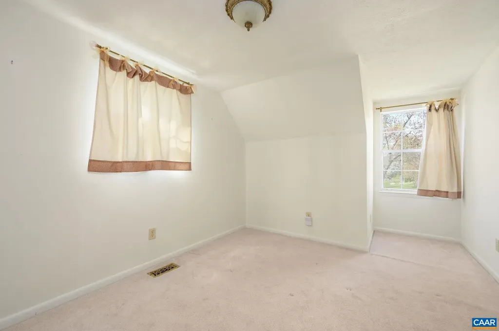 1655 Redwing Lane Charlottesville VA 22911