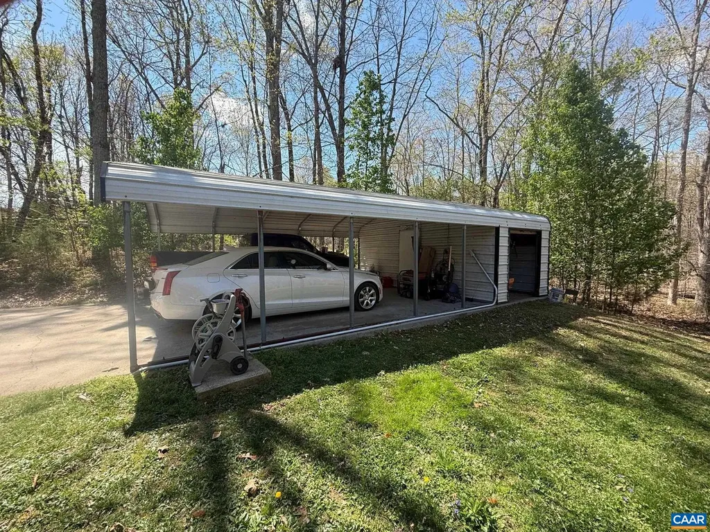 91 Duff Lane Gordonsville VA 22942