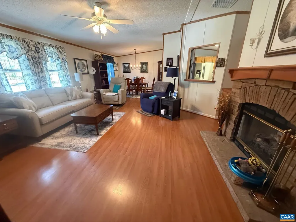 91 Duff Lane Gordonsville VA 22942