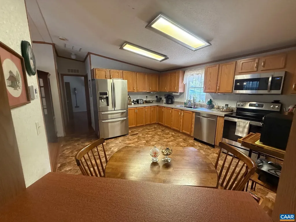 91 Duff Lane Gordonsville VA 22942