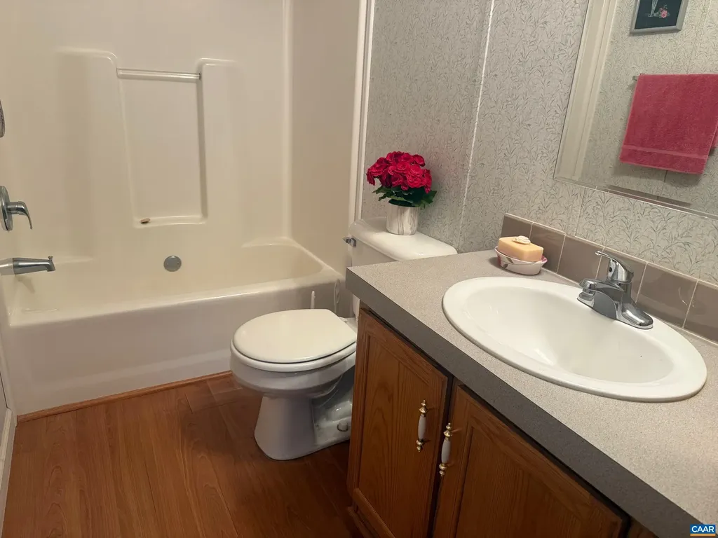 91 Duff Lane Gordonsville VA 22942