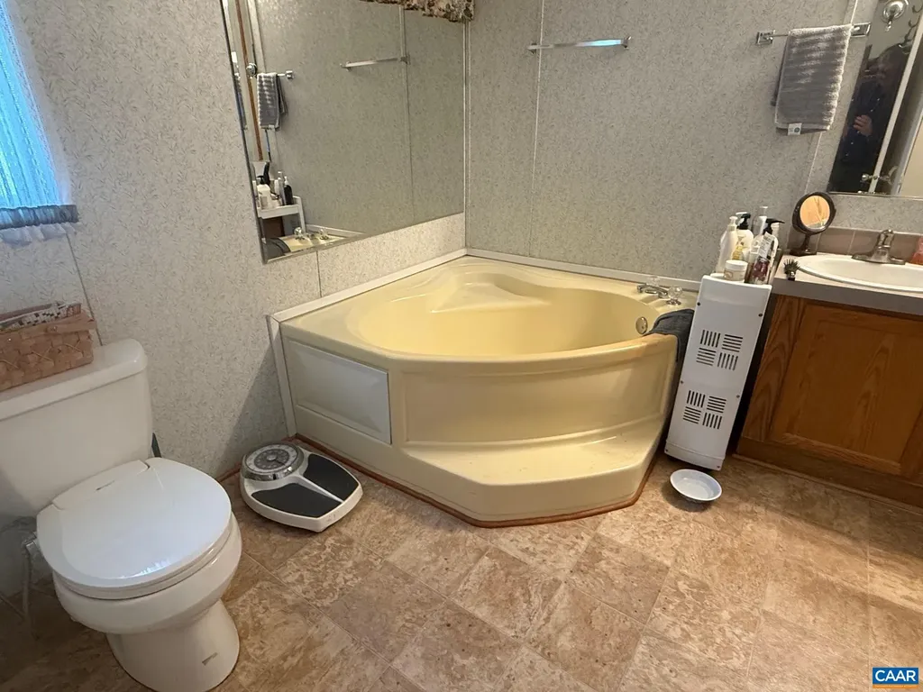 91 Duff Lane Gordonsville VA 22942