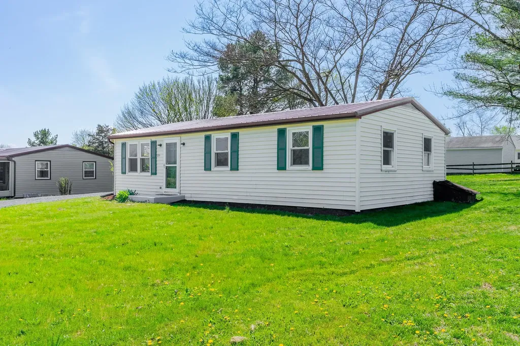 329 Dutch Lane Mt Jackson VA 22842