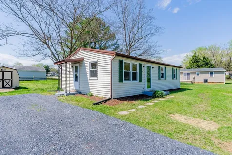 329 Dutch Lane Mt Jackson VA 22842