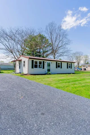 329 Dutch Lane Mt Jackson VA 22842