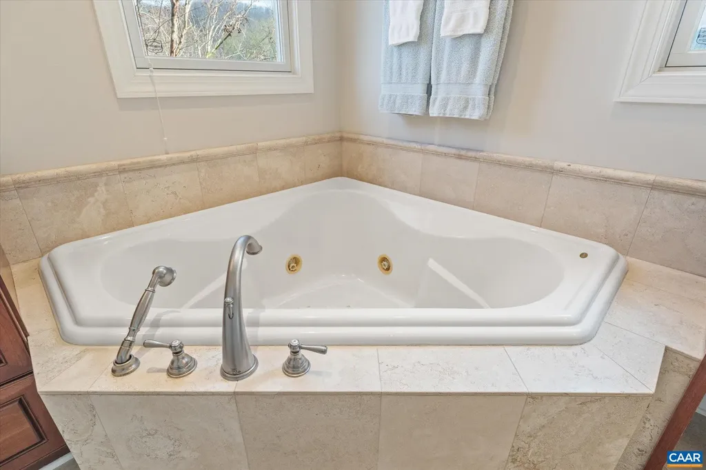 3150 Rocks Farm Court Charlottesville VA 22903
