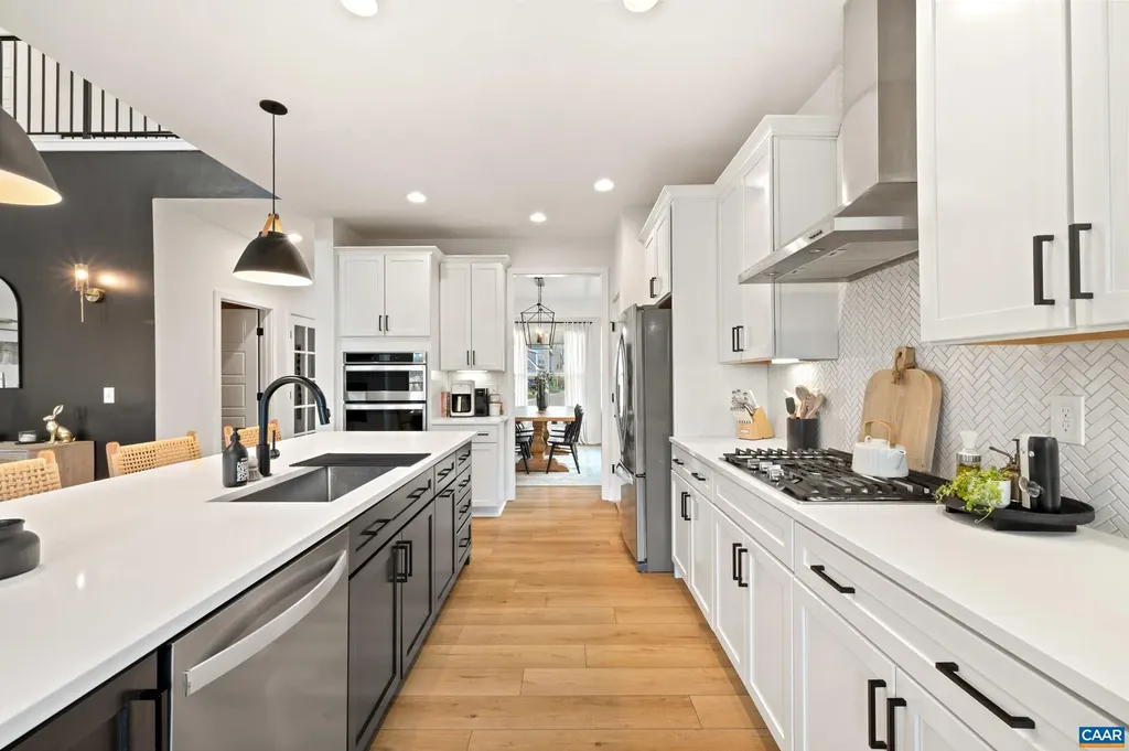 390 Bishopgate Lane Crozet VA 22932