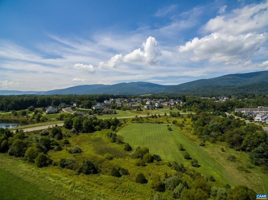 390 Bishopgate Lane Crozet VA 22932
