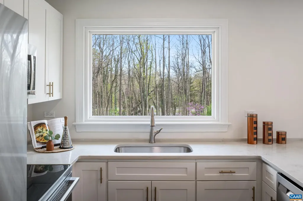 6459 Hillsboro Lane Crozet VA 22932