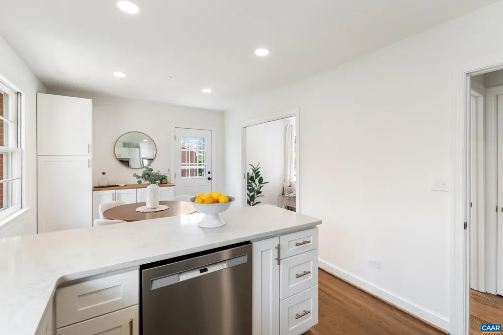 6459 Hillsboro Lane Crozet VA 22932