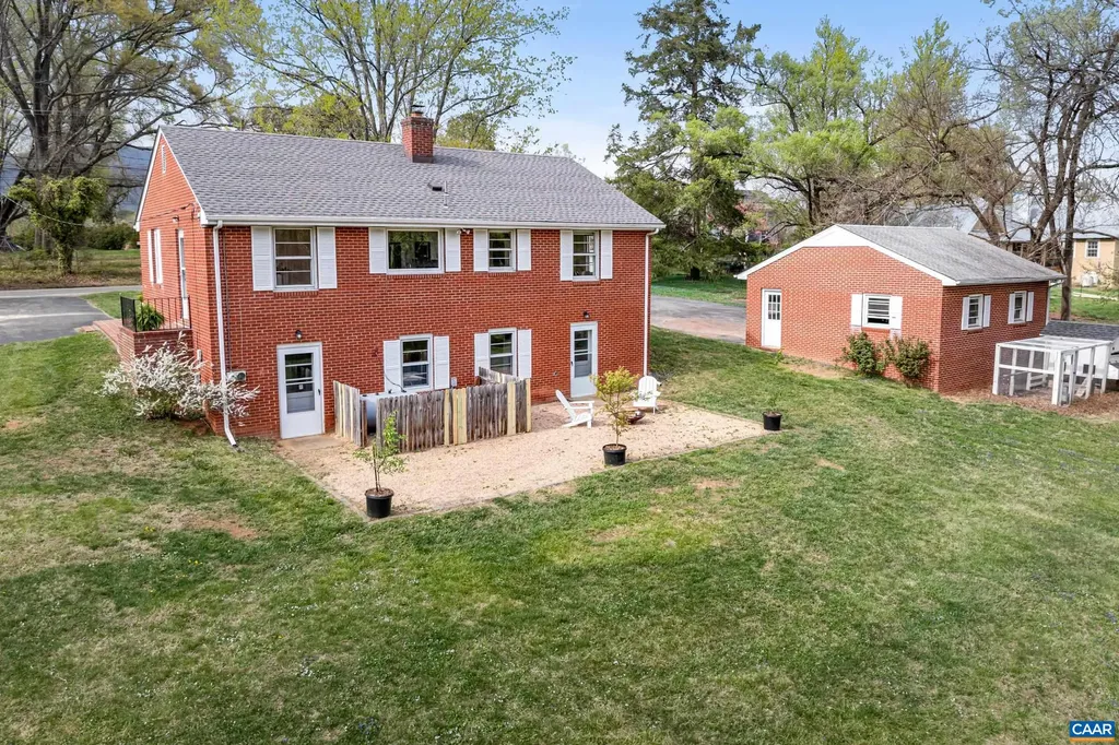 6459 Hillsboro Lane Crozet VA 22932