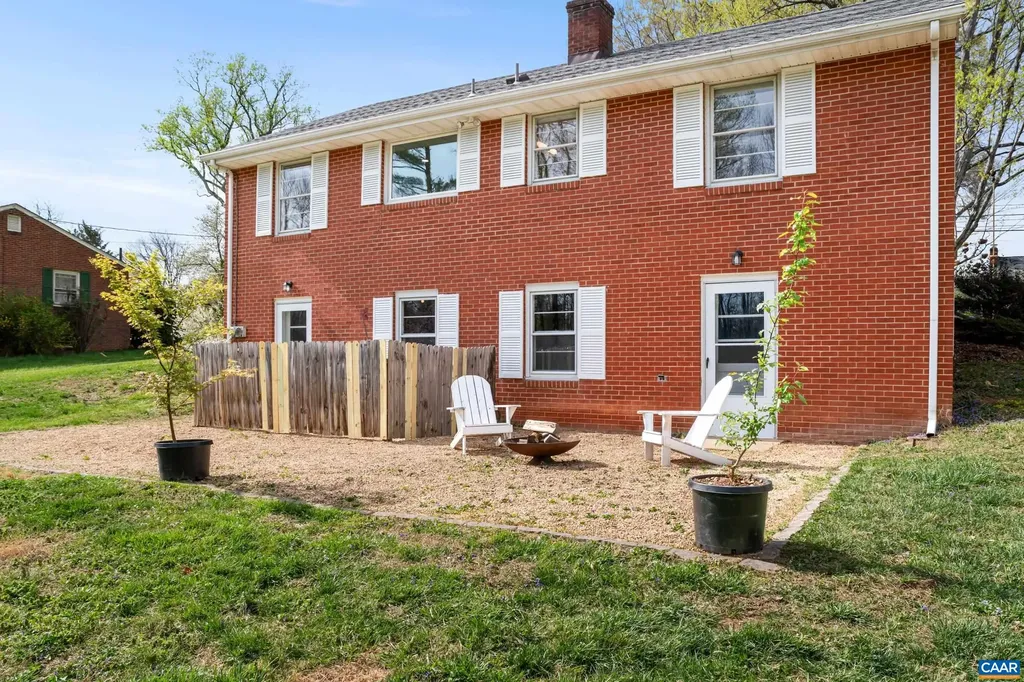 6459 Hillsboro Lane Crozet VA 22932