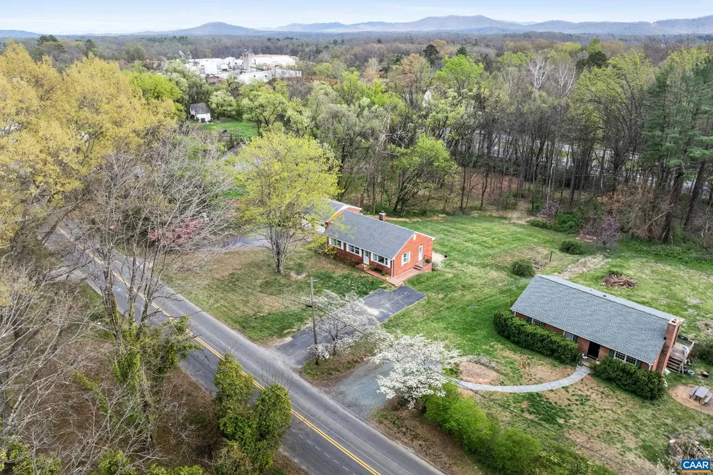 6459 Hillsboro Lane Crozet VA 22932