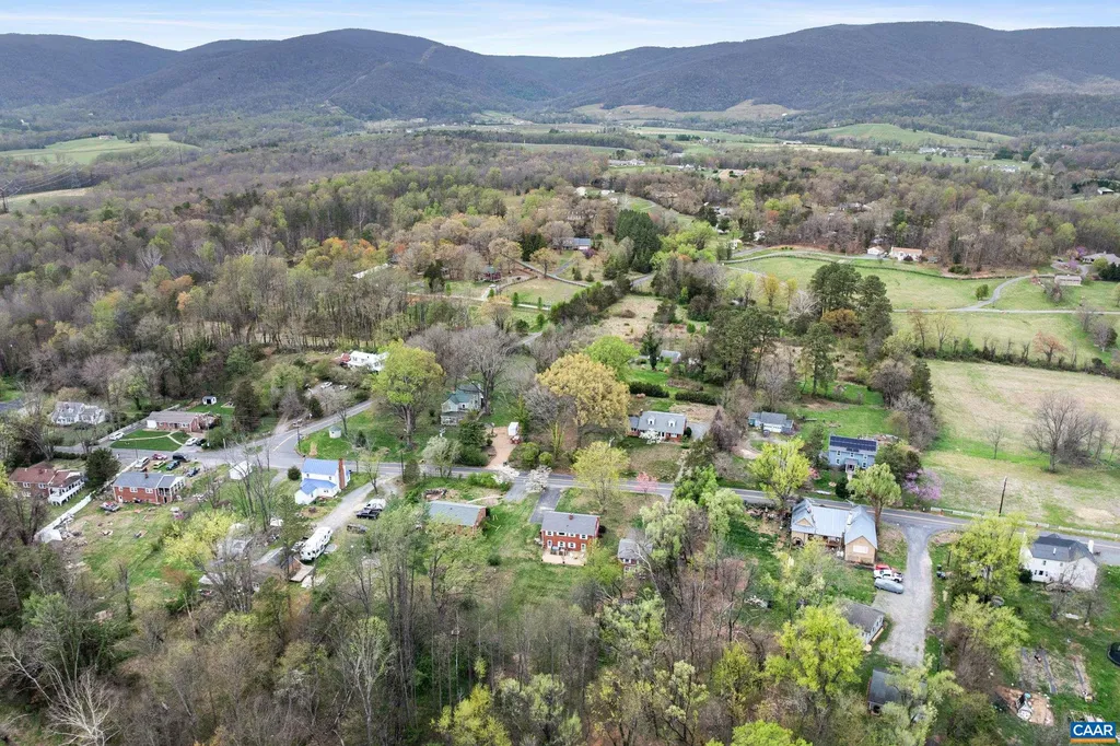 6459 Hillsboro Lane Crozet VA 22932