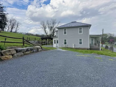 15385 Evergreen Valley Road Timberville VA 22853