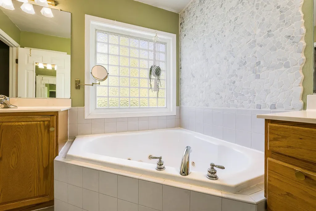 553 Hidden Valleys Road Palmyra VA 22963