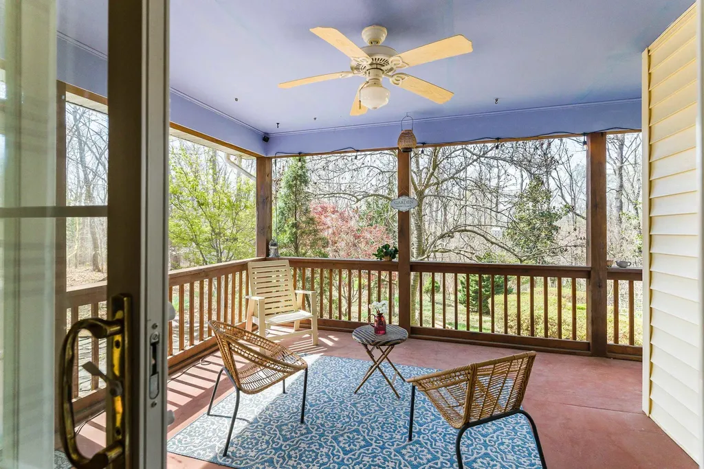 553 Hidden Valleys Road Palmyra VA 22963