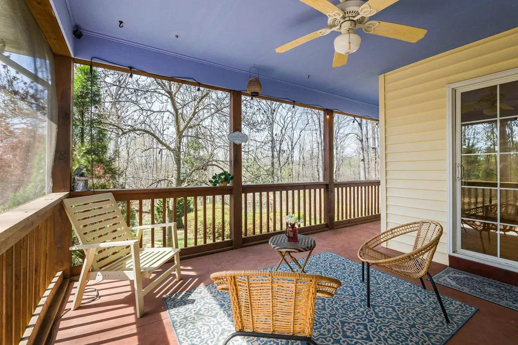 553 Hidden Valleys Road Palmyra VA 22963