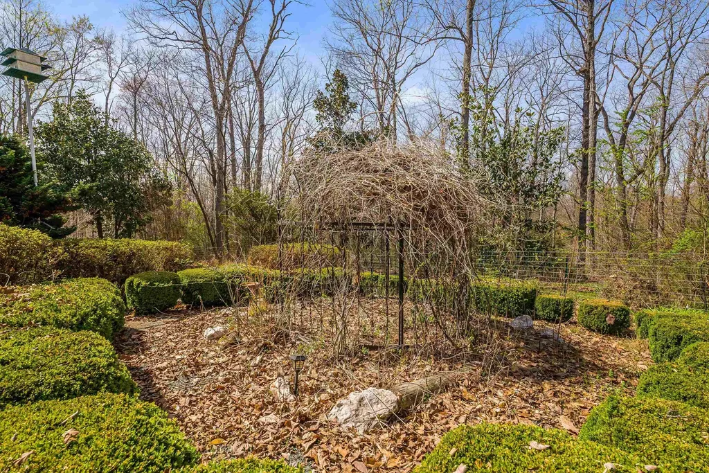 553 Hidden Valleys Road Palmyra VA 22963