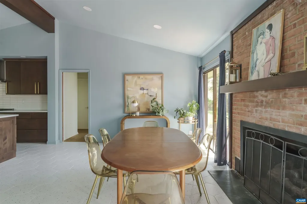 5 Vincennes Court Charlottesville VA 22911