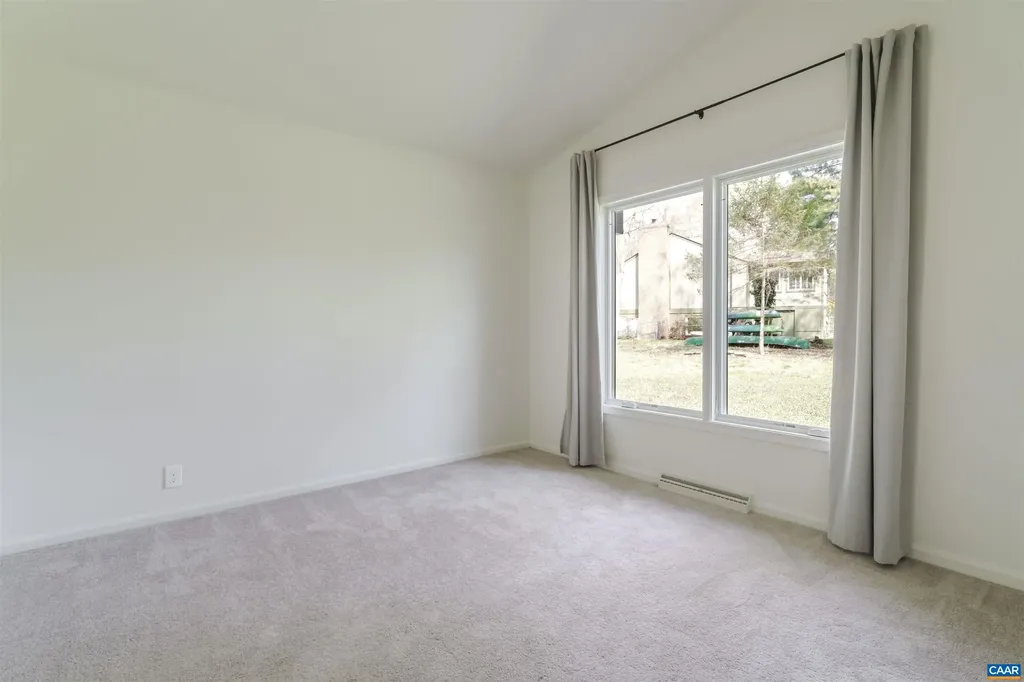 5 Vincennes Court Charlottesville VA 22911