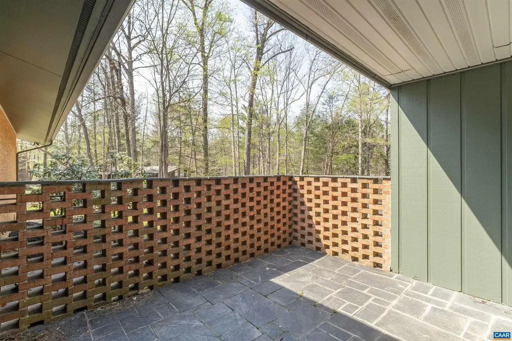5 Vincennes Court Charlottesville VA 22911