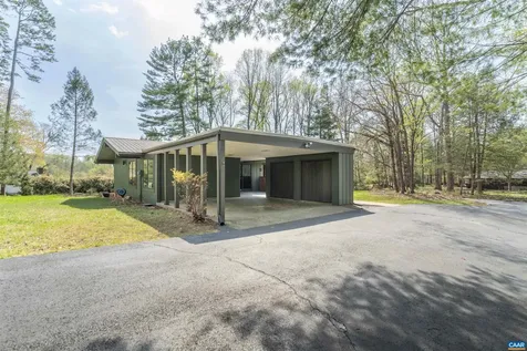 5 Vincennes Court Charlottesville VA 22911