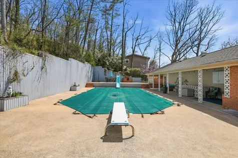 1229 Woodcrest Circle Harrisonburg VA 22801