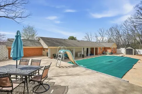 1229 Woodcrest Circle Harrisonburg VA 22801