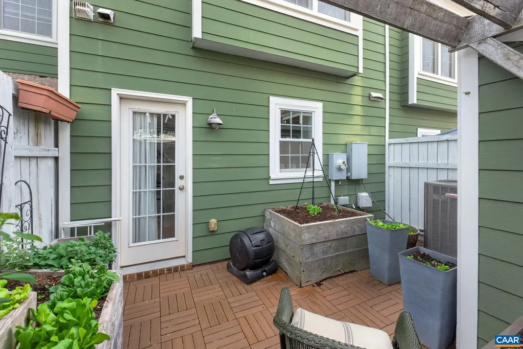 263 Penshaw Court Crozet VA 22936
